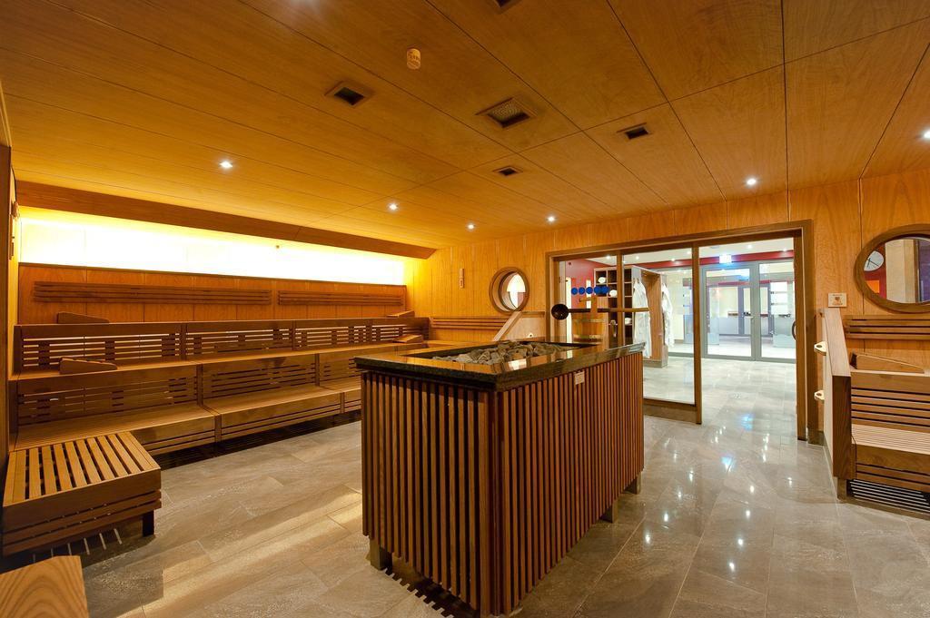 Oesterreichischer Hof-Im Bademantel Direkt In Die Alpentherme Bad Hofgastein Ngoại thất bức ảnh
